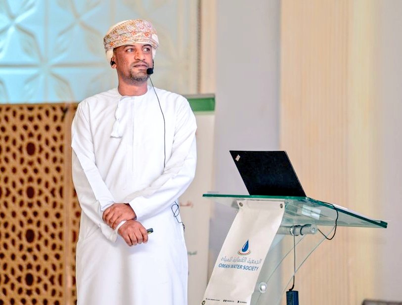 MAFWR_Dhahira's tweet photo. ضمن أعمال ندوة الموارد المائية المتاحة بمحافظتى #البريمي و #الظاهرة لمشاريع مستدامة والمقامة خلال الفترة 3 _ 4  نوفمبر الجاري بالبريمي شاركت المديرية ممثلة بدائرة موارد المياه بعدة محاضرات قدمها عدد من المهندسين بالدائرة حول تعزيز الموارد المائية والبرامج المنفذة لاستدامتها https://t.co/BFpKy93ivF