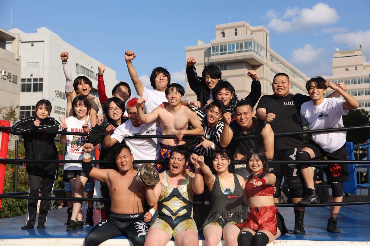 ha_ll0329's tweet photo. 香椎祭3日間ありがとうございました！
椿、てんたは引退おめでと！！
一緒に引退はできんやったけど2人が4年間続けてくれて良かった！ https://t.co/xIItt0bvTf