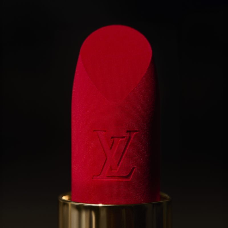 LouisVuitton's tweet photo. Power in pigment. Rich, vibrant color meets a supple, sensorial touch in a celebration of the House’s heritage — spotlighting iconic hues such as 854 Rouge Louis and 896 Monogram Rouge. 
#LVBeauty #PatMcGrath #LouisVuitton