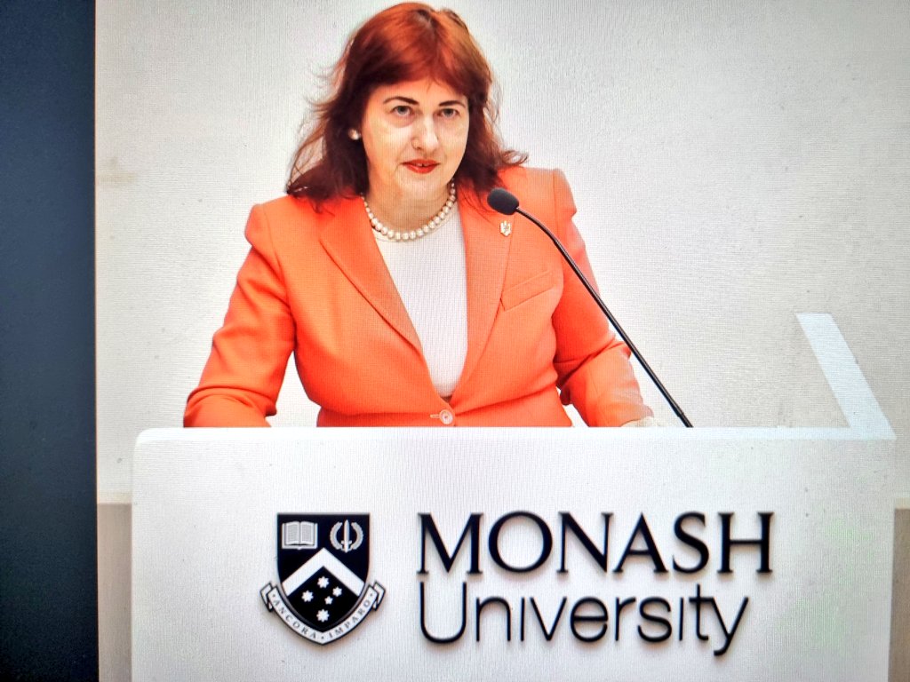 ROinMalaysia's tweet photo. Connecting the smartiest: Ambassador @NinetaBarbules1  delivered remarks at @MonashMalaysia @VOLATEVS Summit, welcomed 🇷🇴scientists participants at 2days biomedical sciences @HorizonEU event! #enose
The electronic nose will be widely used in early cancer detection @ROinMalaysia https://t.co/Kki8g4zFk9