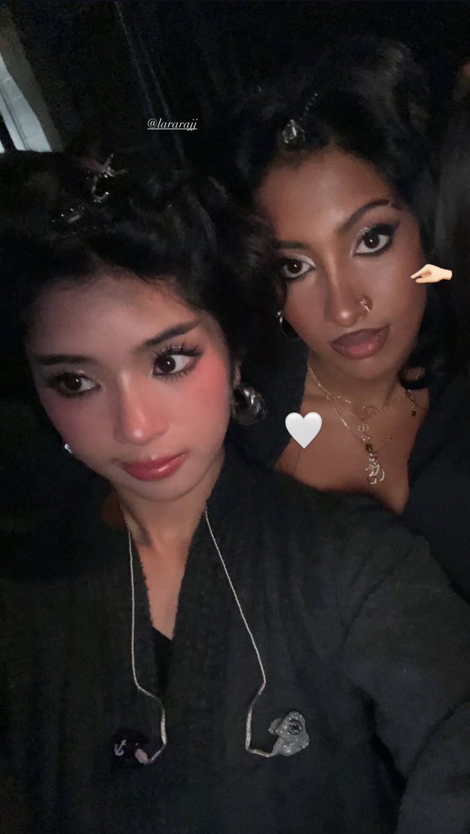 “you truly are everyones angel &amp; im endlessly grateful that you choose to be mine”

lara is really sophia's comfort person 🥹