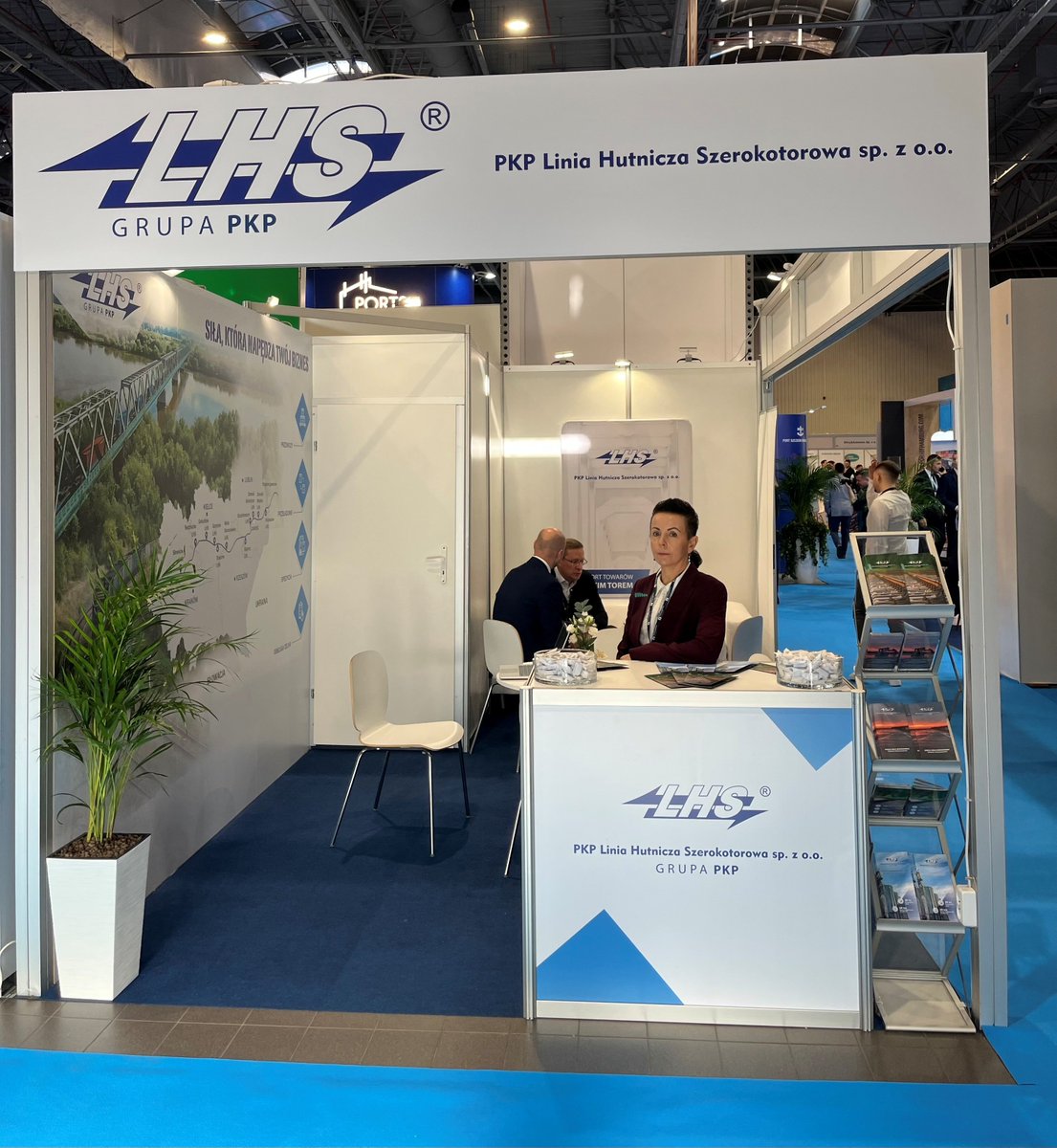 Jesteśmy na targach TransLogistica Poland!
Serdecznie zapraszamy do odwiedzenia naszego stoiska — Hala 3, stoisko P13.
Czekamy na Państwa z aktualną ofertą i gotowością do rozmów o współpracy.
Do zobaczenia na największym wydarzeniu branży transportu i logistyki w Polsce!