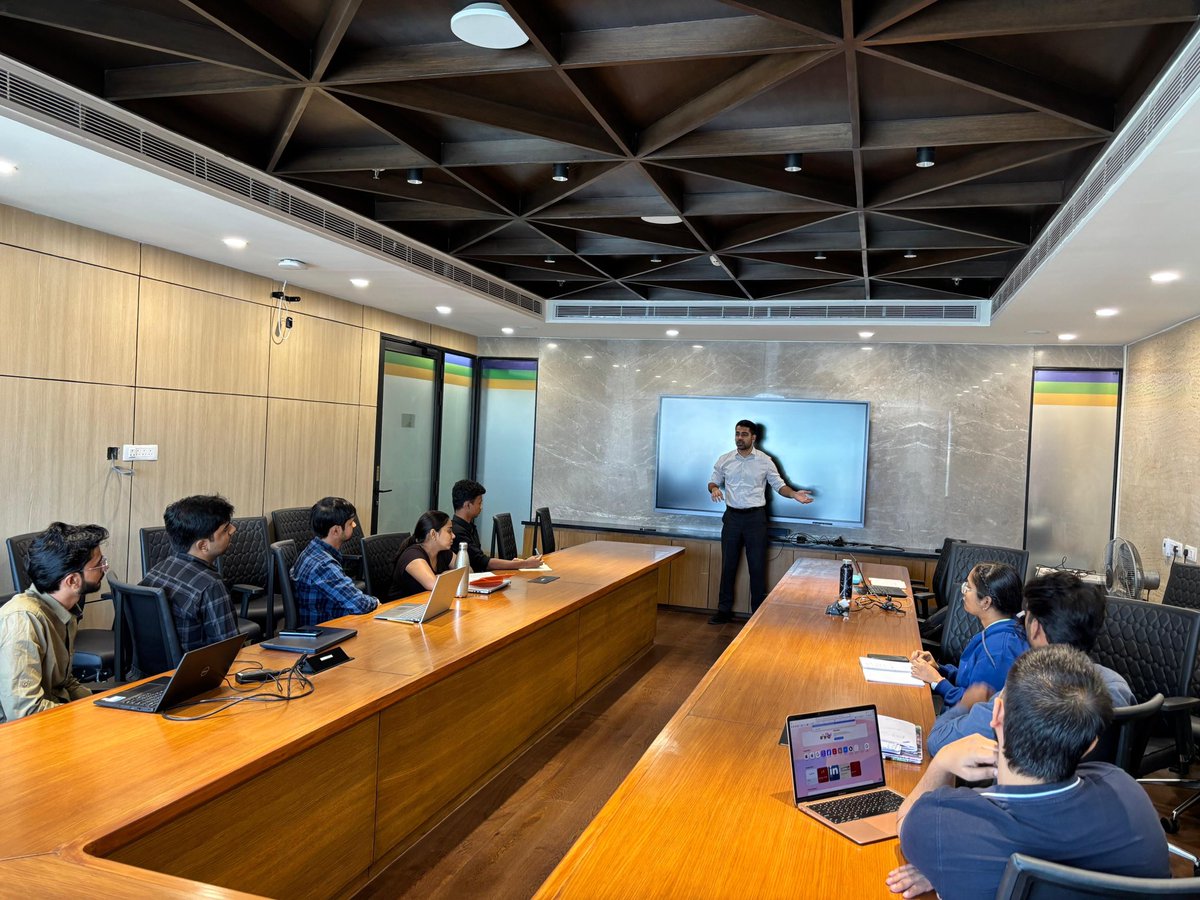 inregistry's tweet photo. A meaningful exchange of ideas and learnings!
Mr. Sameer Gahlot from NIXI interacted with the interns of Internet Governance and Capacity Building Scheme, discussing their learning journey so far, progress and the road ahead in shaping India’s internet ecosystem.
#BuildingFuture https://t.co/JsRyQgXLkK