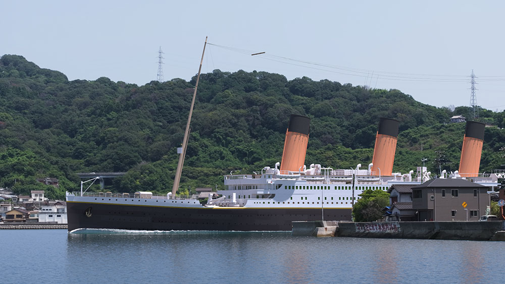 タイタニックは全長269.1ｍで大和よりちょっと長い。となるとこれだとちょっと小さいかな？よくわからん。