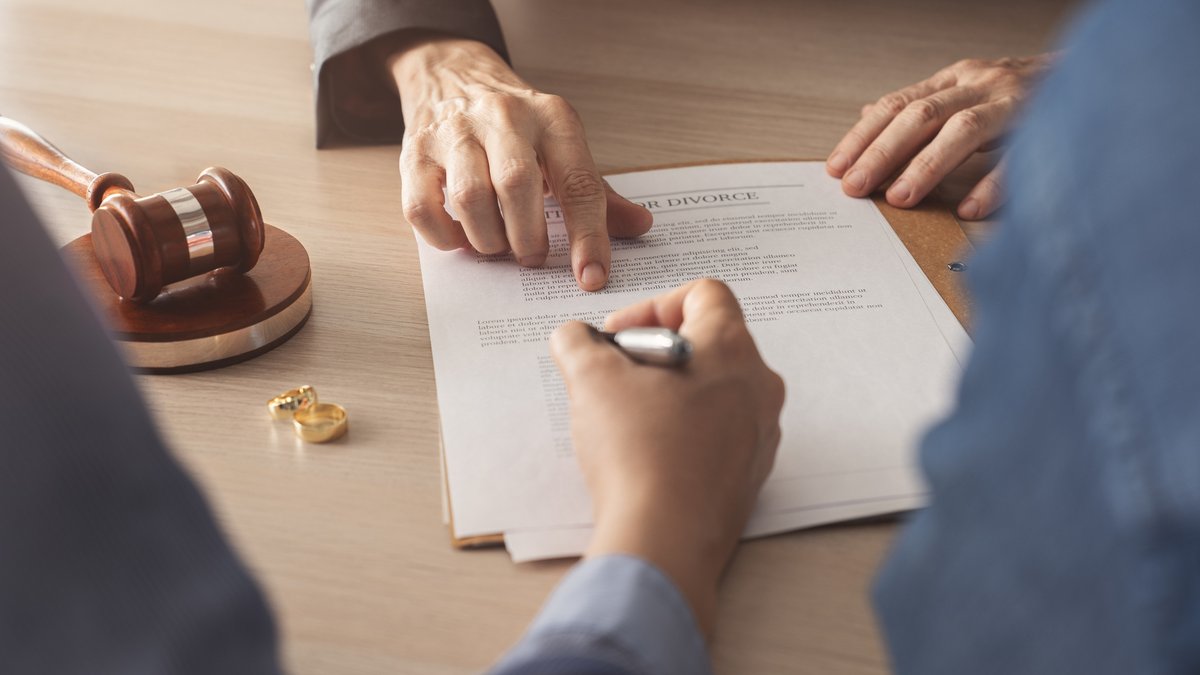 Divorce can be one of the most difficult experiences in life. Thanks to WI Act 40, <a href="/EricWimberger/">Senator Eric Wimberger</a>, <a href="/RepRonTusler/">Rep. Ron Tusler</a>, and the work of the <a href="/StatebarofWi/">State Bar of Wisconsin</a> Family Law Section, parties in a divorce or separation can hold a final hearing by affidavit.
docs.legis.wisconsin.gov/2025/related/a…