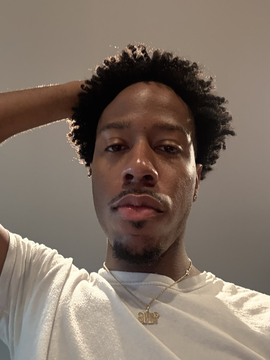 unclejxy's tweet photo. gm y’all https://t.co/wgusNeOUMF