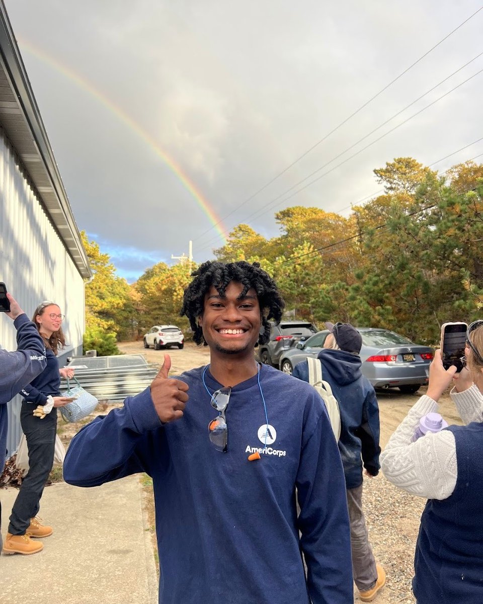 AmeriCorpsCC's tweet image. We&apos;re chasing rainbows and closing out Year 27 ACC training 🌈

#BarnstableCounty #AmeriCorpsCapeCod #GettingThingsDone #CapeCod #NationalService