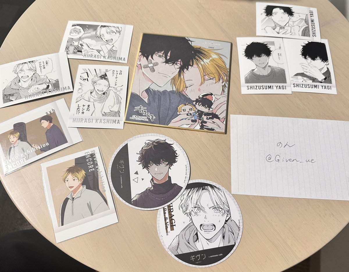 Given_ue's tweet image. 交換　ギヴン展　色紙

求:りつまふ
譲:しずらぎ

※裏面傷あり、表に影響無し
私の不手際なので、交換可能な方は、周りに置いてあるパシャコレかコースター合わせて3つまで一緒に譲ります。

仙台市内直接交換or郵送希望

傷物のため厳しいかと思いますがお気軽に声がけください。ff外大歓迎！