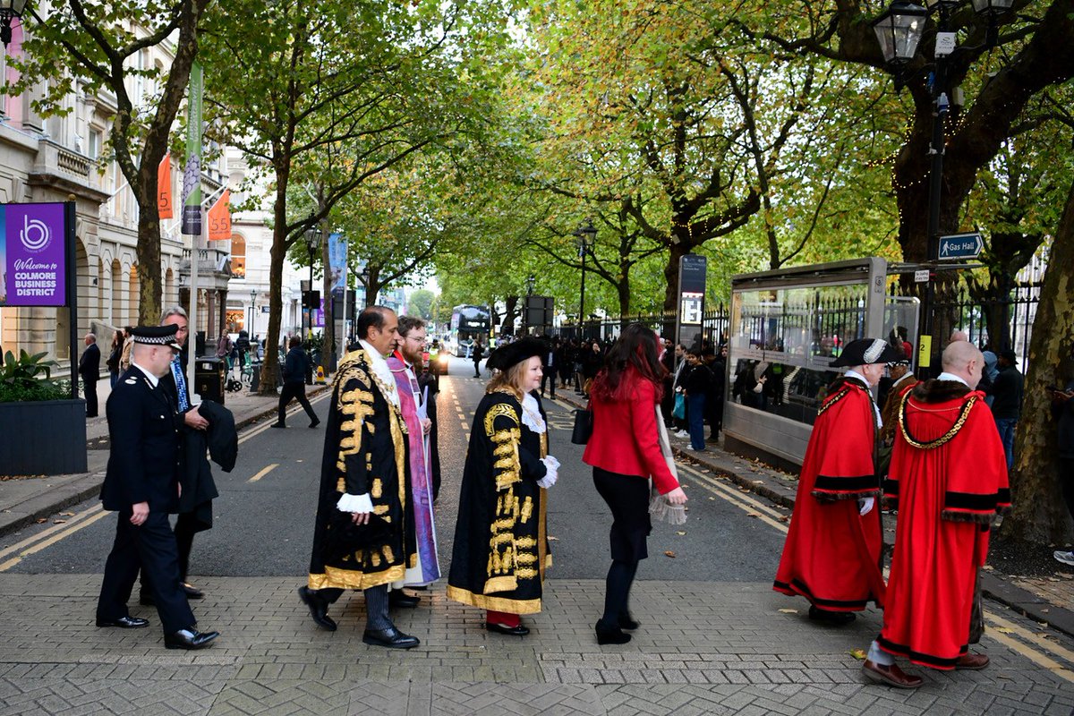 BrumLordMayor's tweet photo. I attended the Annual Justice Service at Birmingham Cathedral.

A moment to honour those who serve our city through law, leadership and compassion.

Thank you to all who uphold justice in Birmingham.

#JusticeService #LordMayorBirmingham #CivicTradition https://t.co/luTcB19U5Y