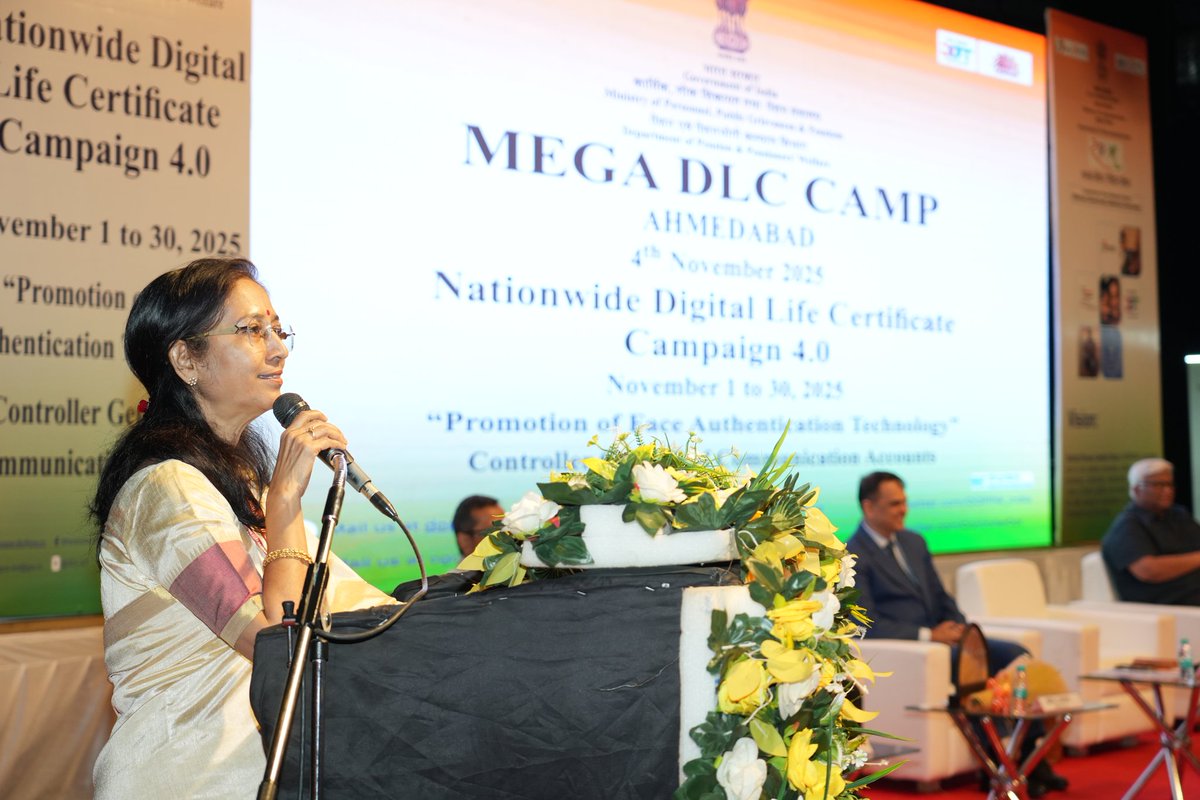 ControllerDot's tweet image. At the Mega DLC Camp in Ahmedabad Nationwide DLC Campaign 4.0, IPPB launched a doorstep DLC service for Telecom Pensioners. Ms.Vandana Gupta,CGCA, inaugurated it in the presence of Sh.V. Srinivas,Secy DoPPW. Pensioners can now get their Life Certificate from the comfort of their…