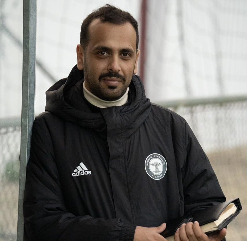 al_kascom's tweet photo. #صحيفة_الكاس
سيف آل نمرة.. مدرب تحدّى أوروبا بإصرار سعودي لا يعرف المستحيل -  https://t.co/wuUSA76RQA https://t.co/joJl9l56rk