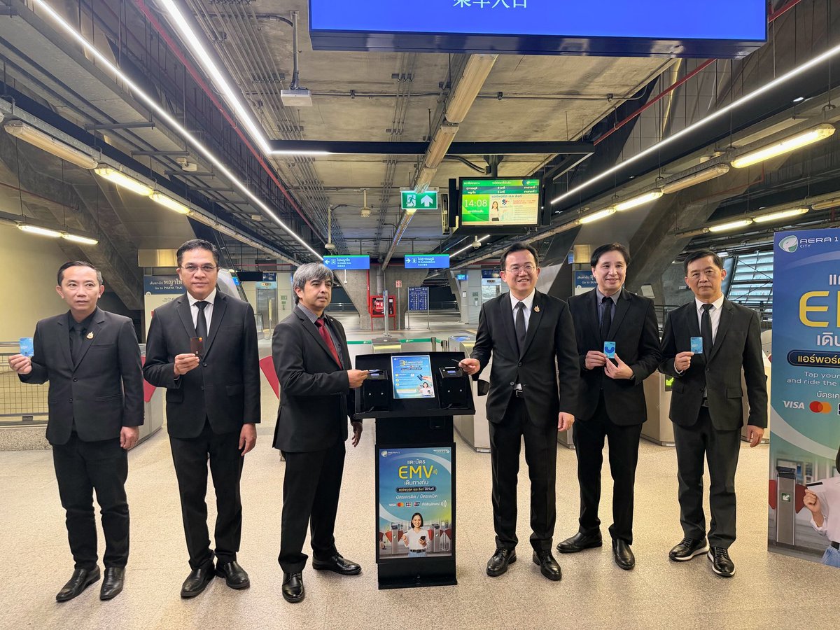 โอม Oran tweet media