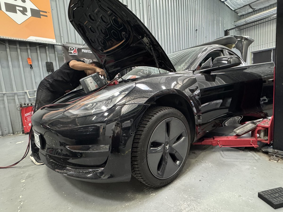 EvRepairGarage's tweet photo. ⚙️ Another battery replacement at EV REPAIR! ⚡

This time on the lift – a Tesla Model 3.
Accurate diagnostics, safe replacement, and a successful battery pack test. 🔋

Every project is another step forward in the development of our electric vehicle service. https://t.co/VlsnfAWRod