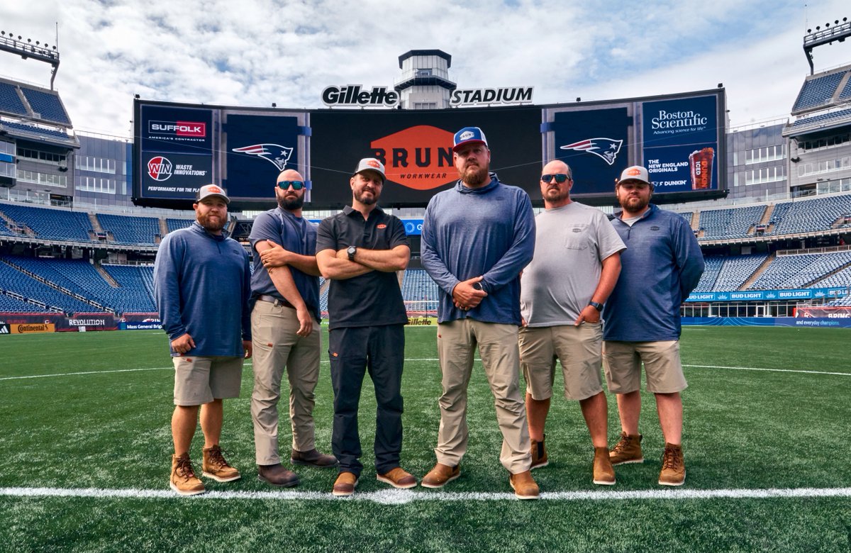 tdnewcomb's tweet photo. Stadium workers in Boston (Gillette Stadium and TD Garden) grabbed their own boot sponsorships from Brunt. Learn more about the deal https://t.co/HdpAqArvWY https://t.co/dMGfNoY6bj