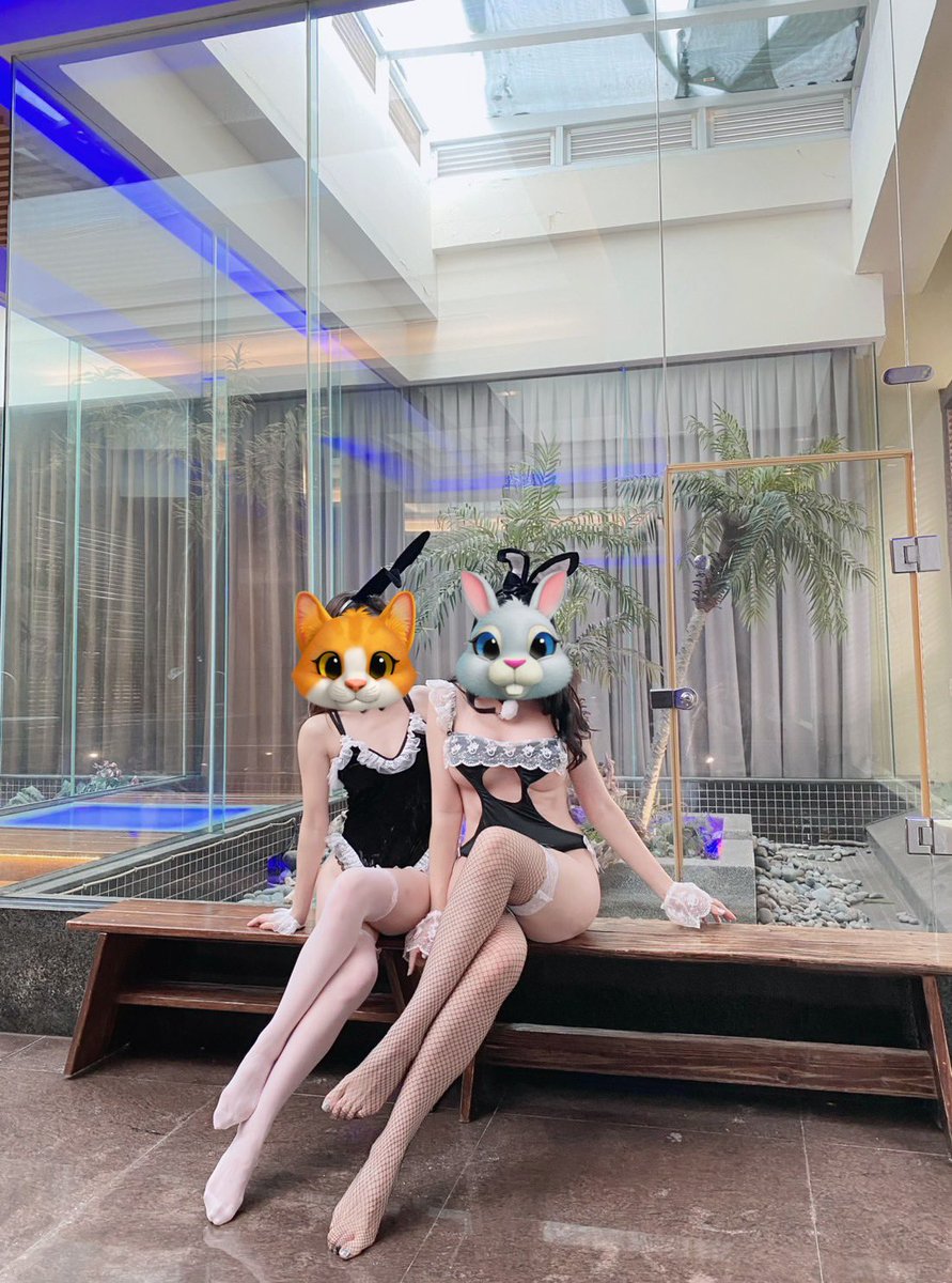 第一次嘗試同房不換，
一開始的我們還在害羞拍性感照😌
直到激戰開始，
以前看A片都只是看 2D，
終於完成w的人生夢想
這次直接 4D 現場版！

感謝 <a href="/EEAA6210/">獅子🦁&兔子🐰 新北夫妻</a> 陪我們解鎖第一次
我們也算半隻腳踏進這個圈了