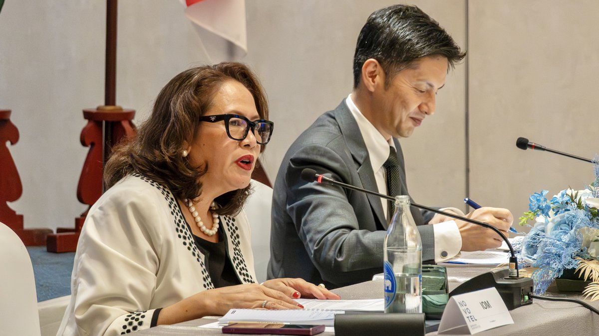 iori_IOM's tweet photo. Pleased to join @IOMSLandMV COM @KristinBParco in opening #ColomboProcess Joint TAWG Meetings in Bangkok. CP members as labor sending countries in Asia continue to lead on joint advocacy & actions for ethical recruitment, skills mobility, minimum wages, for migrants’ empowerment! https://t.co/V2QcUNAeBL