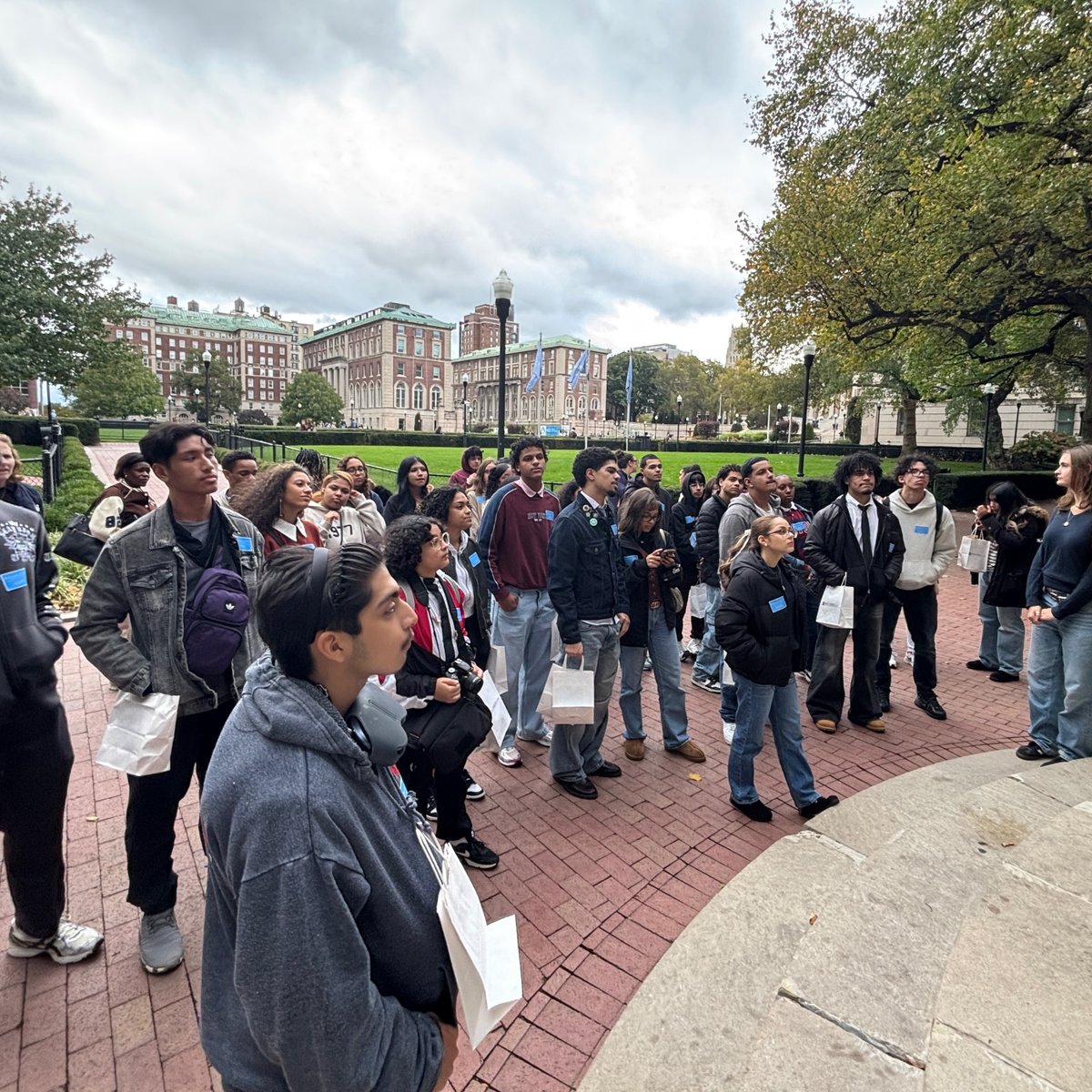 shanetakecharge's tweet image. Guide Camden Takes on NYC! 🌆

From Washington Square Park to Times Square, our students explored NYU and Columbia, meeting leaders, touring campuses, and soaking in classic collegiate vibes.

Thanks to Camden Academy and our amazing chaperones! 💙

#GuideCamden #TakeCharge