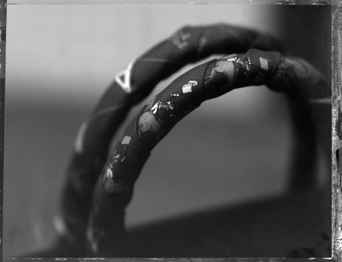 H0Kubo's tweet photo. 1969年に使用期限を迎えたPolaroid Type55。
まだ写るんだなあ。
限りなく可能性は低いけれど、一番復活してほしいフィルム。 https://t.co/aiVLZH1bjx