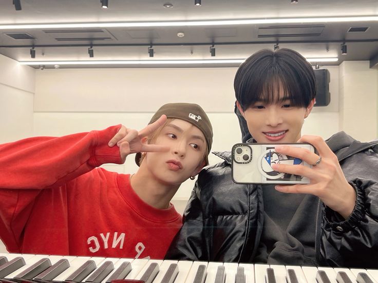 ؘ星野, Minato. tweet media