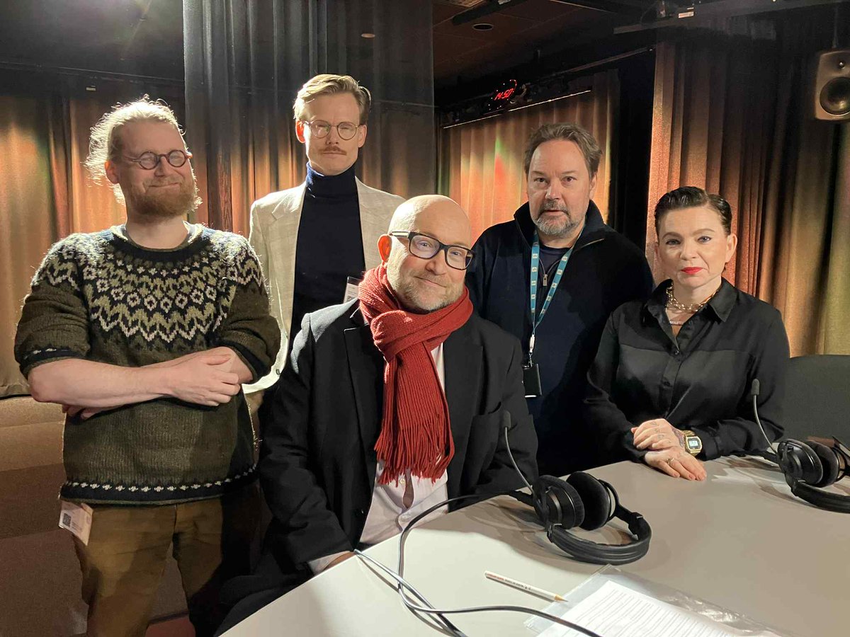 Tuumia ja vääntöä Päivi Räsäsen tapauksesta ja sananvapaudesta yleensä.

Asianajaja <a href="/MJSankamo/">Matti Sankamo</a>  , julkisoikeuden dosentti <a href="/PauliRautiainen/">Pauli Rautiainen</a> ja  Pride Helsingin toiminnanjohtaja Annu  Kemppainen. Ville Talola toimitti.

areena.yle.fi/1-75997009