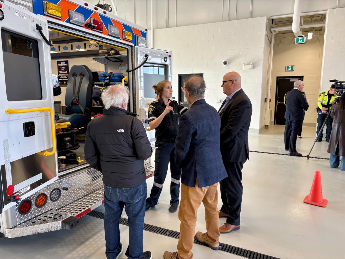 As #Pickering grows, so does our commitment to emergency care. The new Seaton Paramedic Station &amp; Training Facility boosts response times &amp; supports training. Thanks Chief Cheseboro, <a href="/DurhamParamedic/">Region of Durham Paramedic Service</a>, <a href="/RegionofDurham/">Region of Durham</a> &amp; <a href="/CityofPickering/">City of Pickering</a> for a facility built for today and tomorrow.