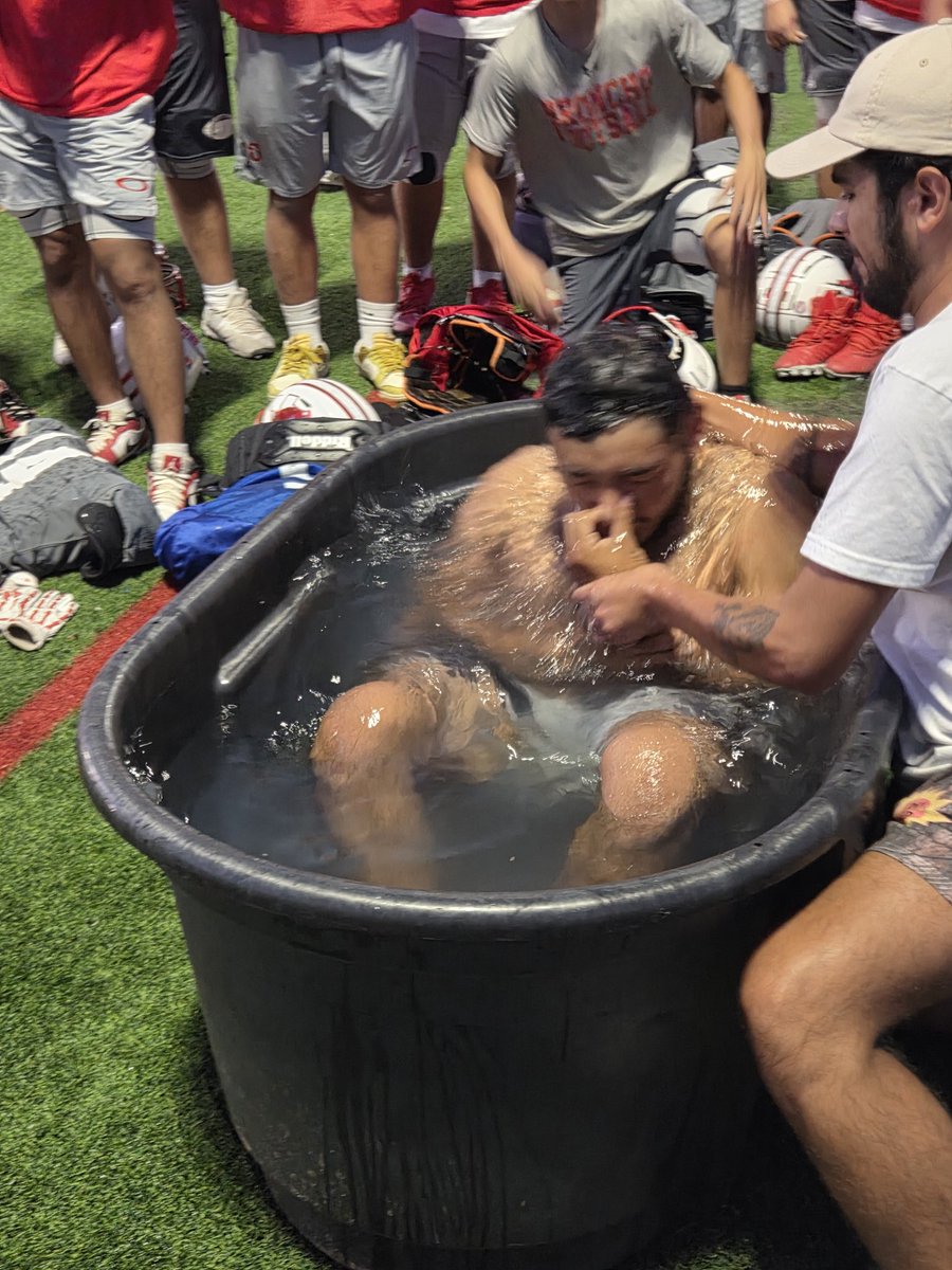 Coach Hartman tweet media