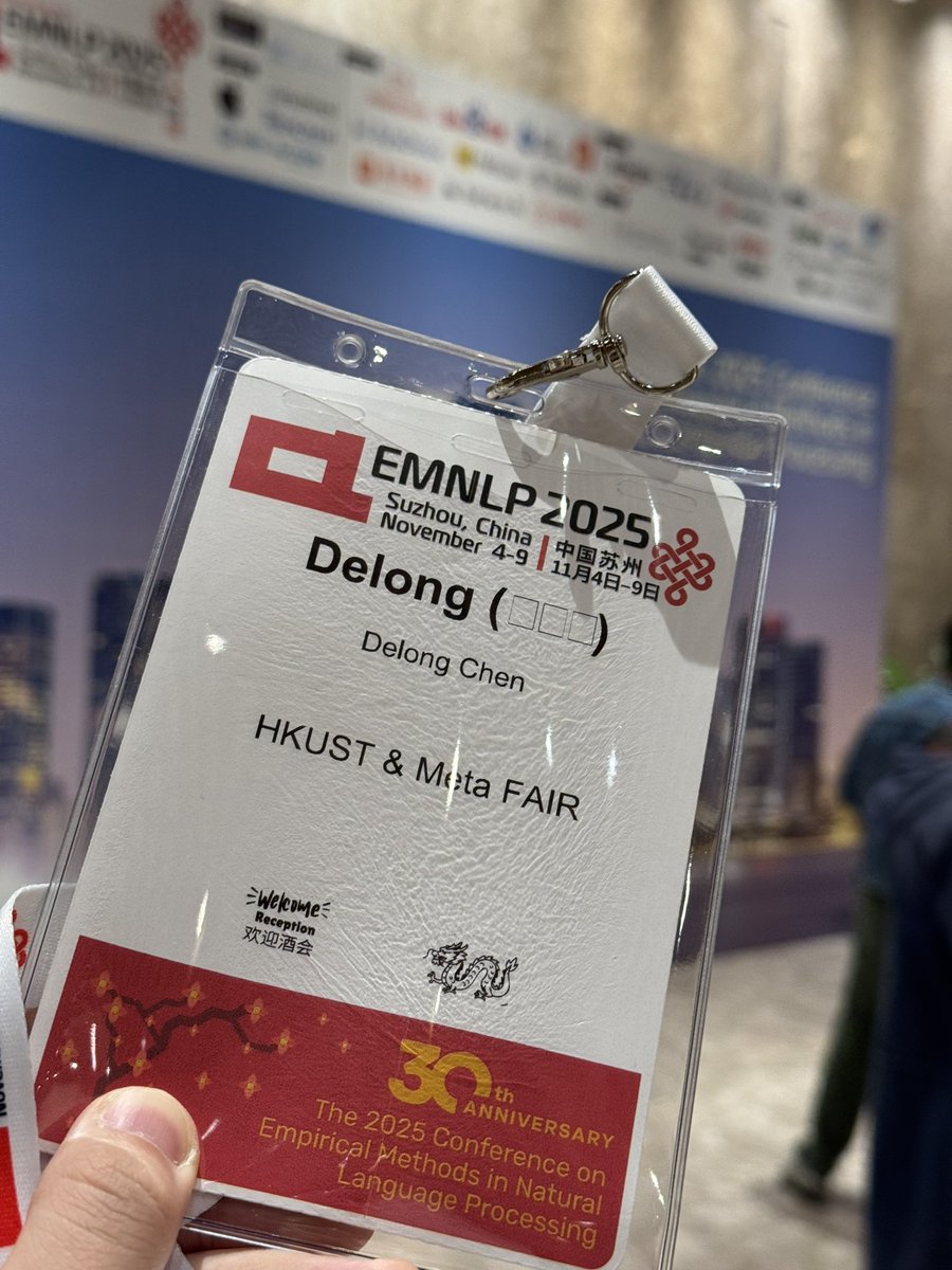 Still cannot print Chinese characters, even at EMNLP🥲