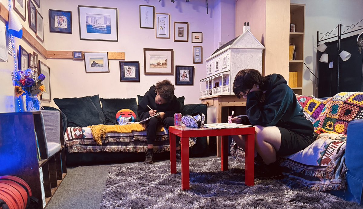 Ahead of welcoming you to our Open Evening on the 19th November (email hello@kimichischool.co.uk if you require more information), we thought we’d share a little colour on this dreary November day….
#kimichionaworkday #kimichikids #school #independent #independentschool #openday