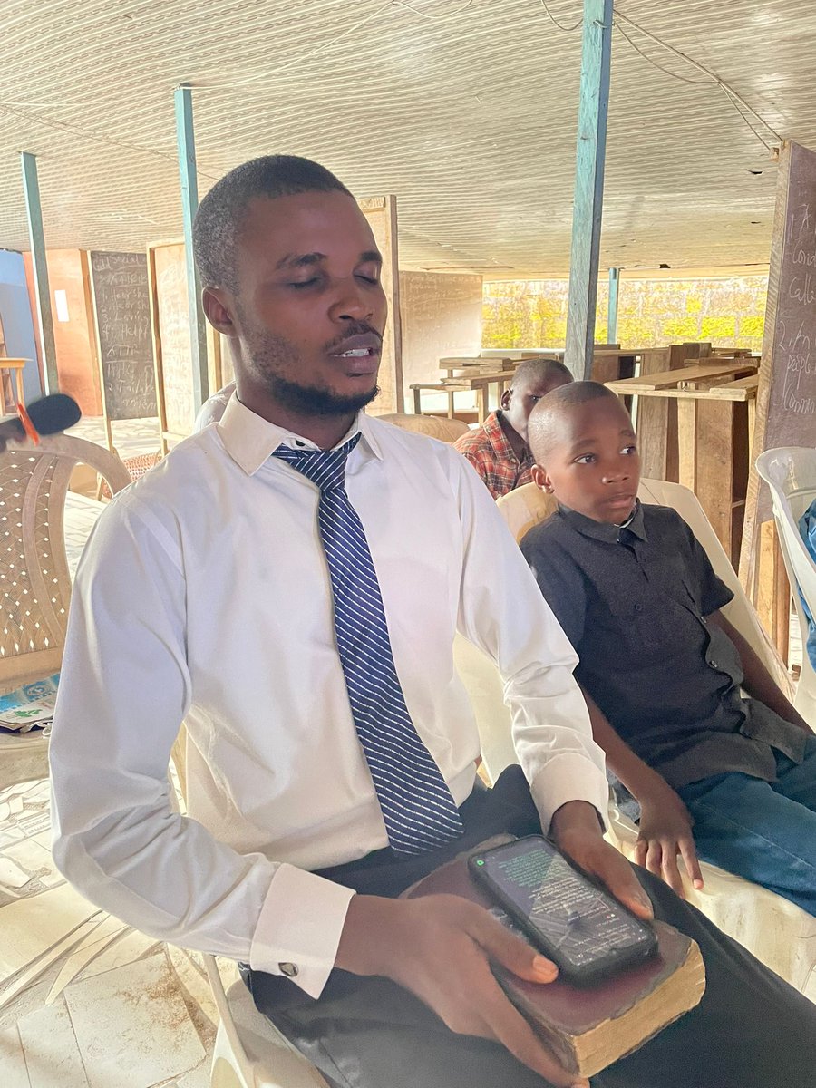 mikeCodeCraft's tweet image. I was praying 😭 

Now it&apos;s now looking as if a developer was sleeping 🥺🥺