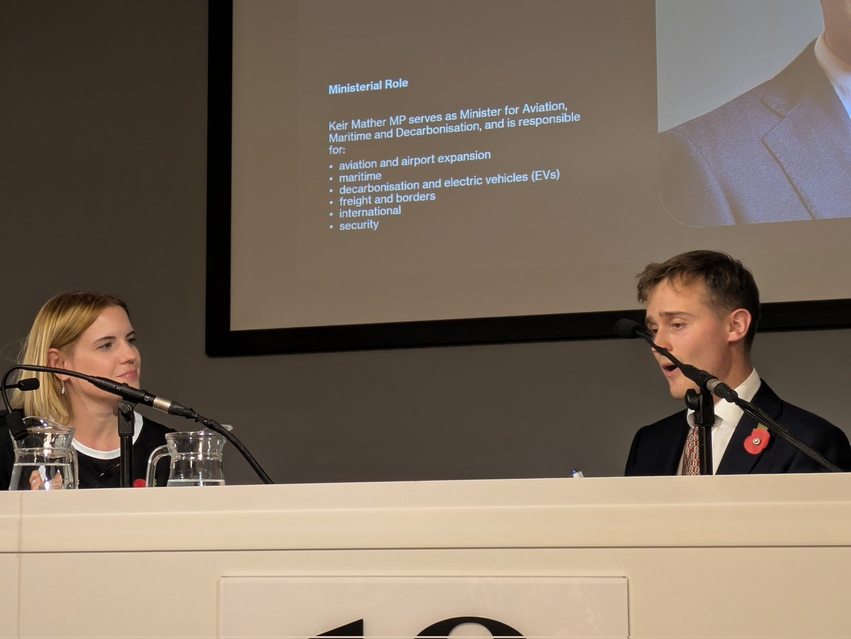 AirportsUKNews's tweet image. Great to be at the @transportgovuk Transport Communicators Network meeting with #aviationminister Keir Mather MP and @10DowningStreet #spad James Carroll to highlight positive role #airports play in UK life.