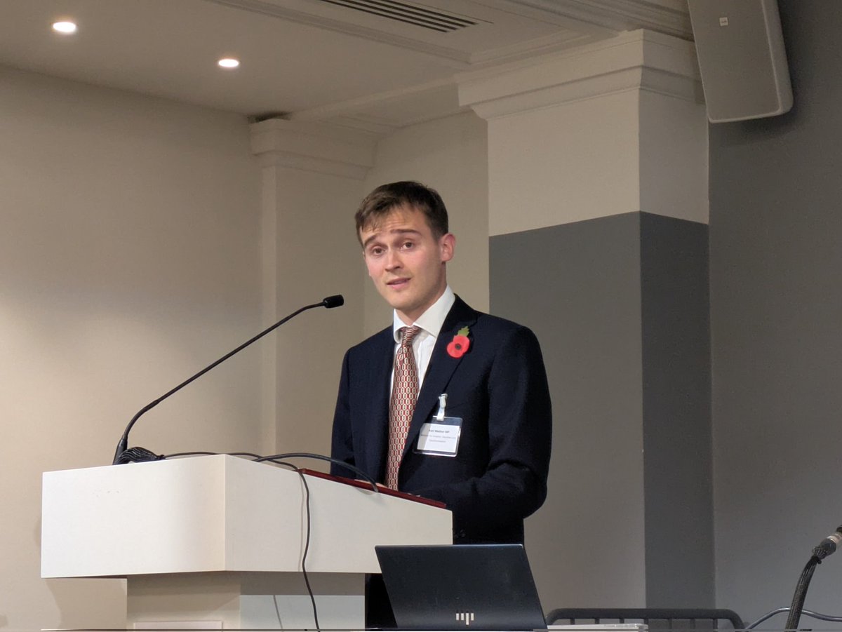 AirportsUKNews's tweet image. Great to be at the @transportgovuk Transport Communicators Network meeting with #aviationminister Keir Mather MP and @10DowningStreet #spad James Carroll to highlight positive role #airports play in UK life.