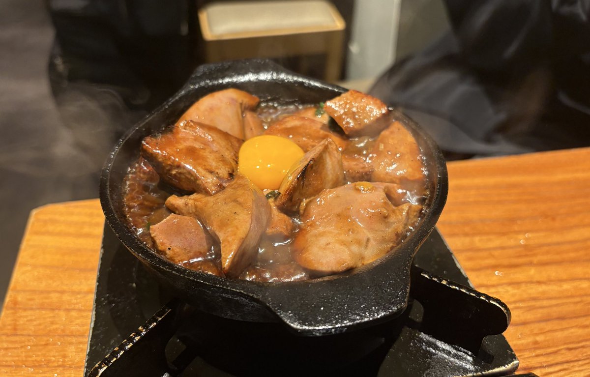 ちゃそさんとレバー食べにきた
