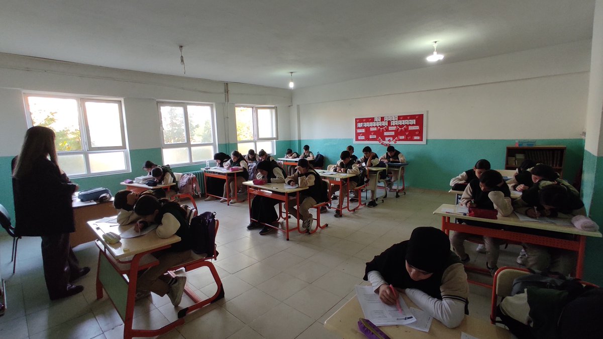 MEB'in lgs ye yonelik yayınladığı deneme sınavını ogrencilerimize uyguladık
<a href="/Dargecit_MEM/">Mardin Dargeçit ilçe Milli Eğitim Müdürlüğü</a>