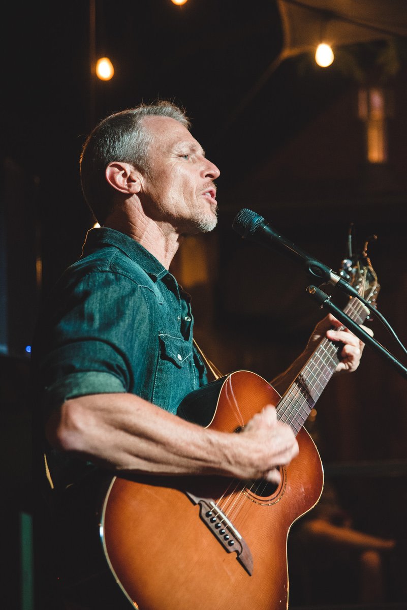 Raise your glass to November with #livemusic from Jeff Kloetzel this Friday, November 7 from 5-7PM. 🎵🍷

Reservations are highly recommended and can be made online at dancin.com. Come join the seasonal dance at the tasting room!