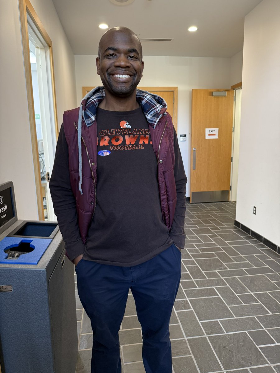 Happy Election Day! Local governments make a HUGE difference in people’s lives and now more than ever, they’re critical for basic, needed services for the people. Take time to vote, if you did not get to it in Early Voting. Find your polling place: ow.ly/Khyf50XlWpT