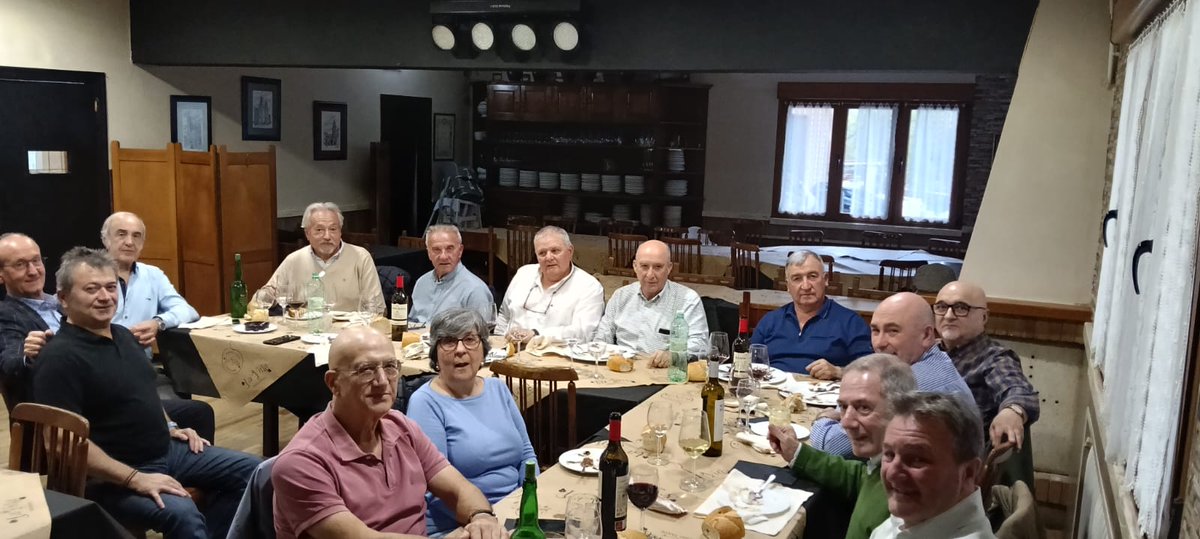 Encuentro gastronómico de octubre (31-11-2025). tertulia17.com/encuentro-gast…