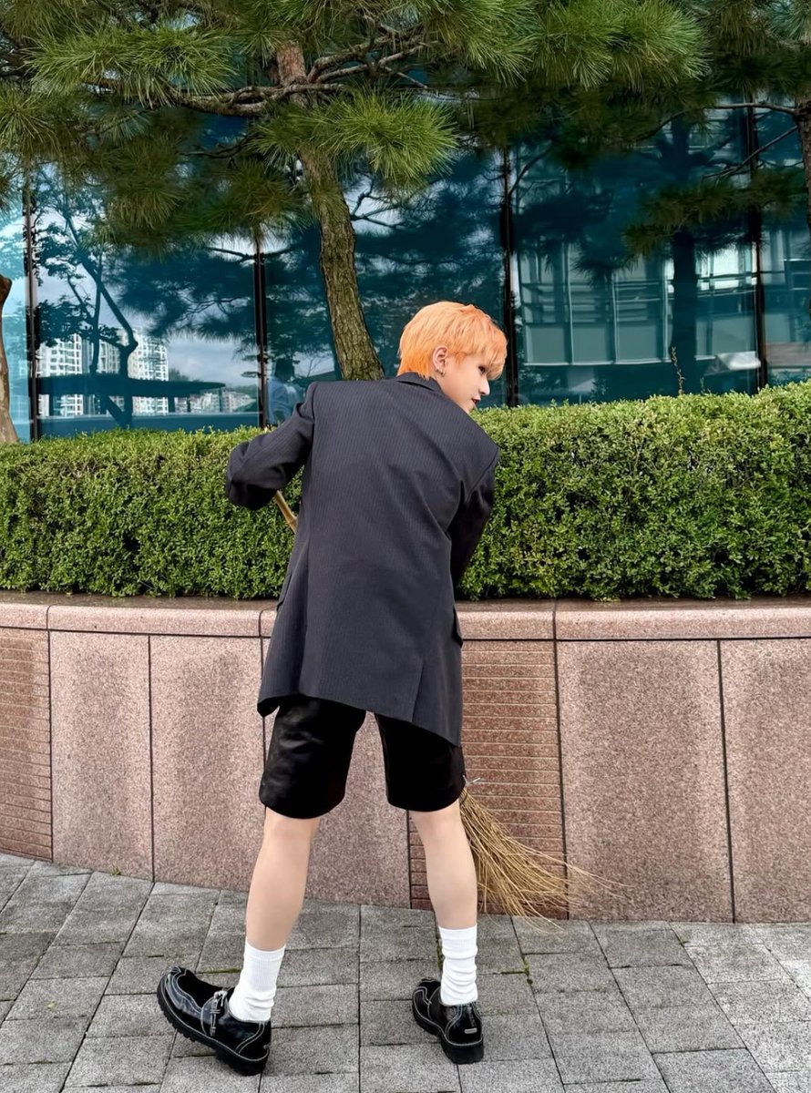 숨막히는그의뒷태(실제로숨막힘)