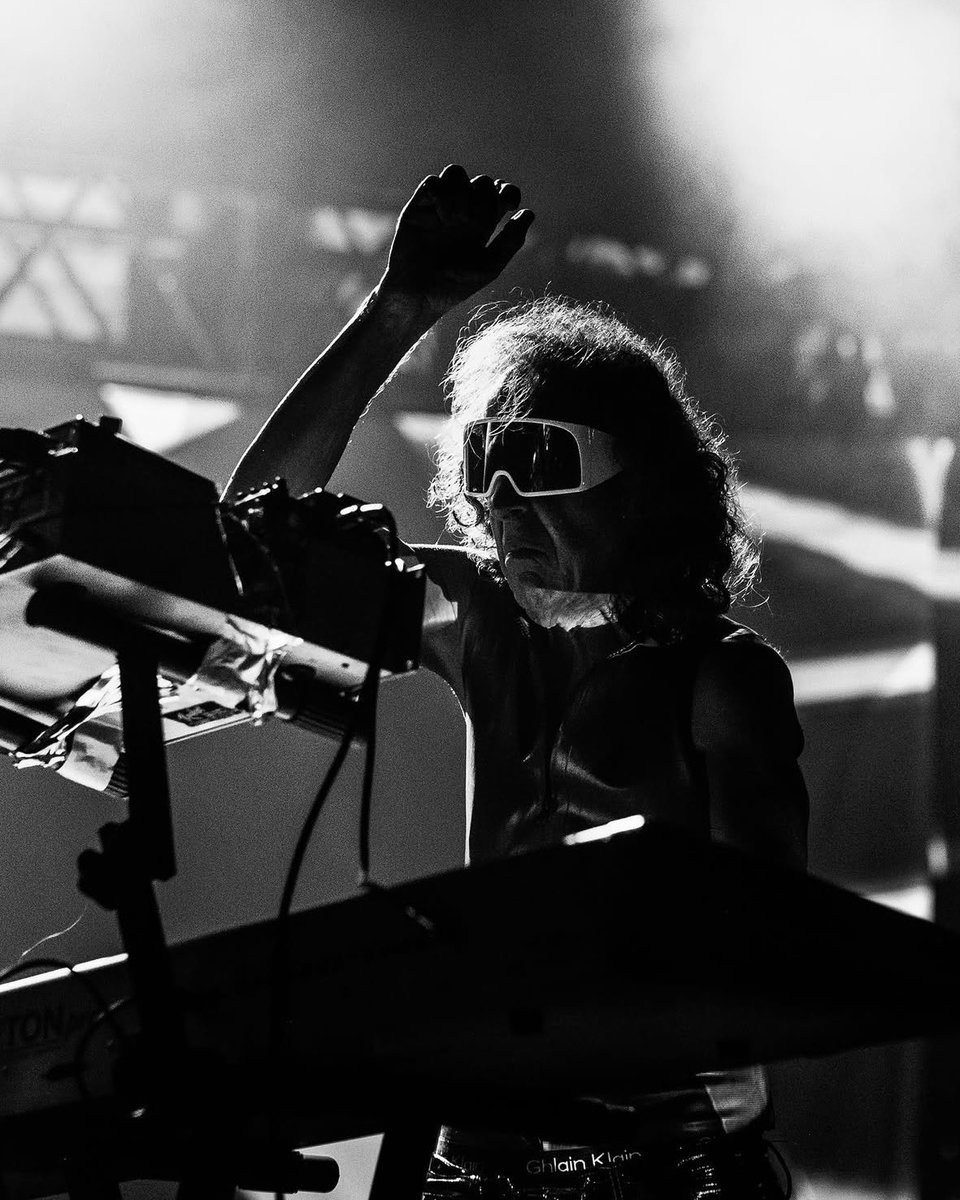 Martin Rev tweet media