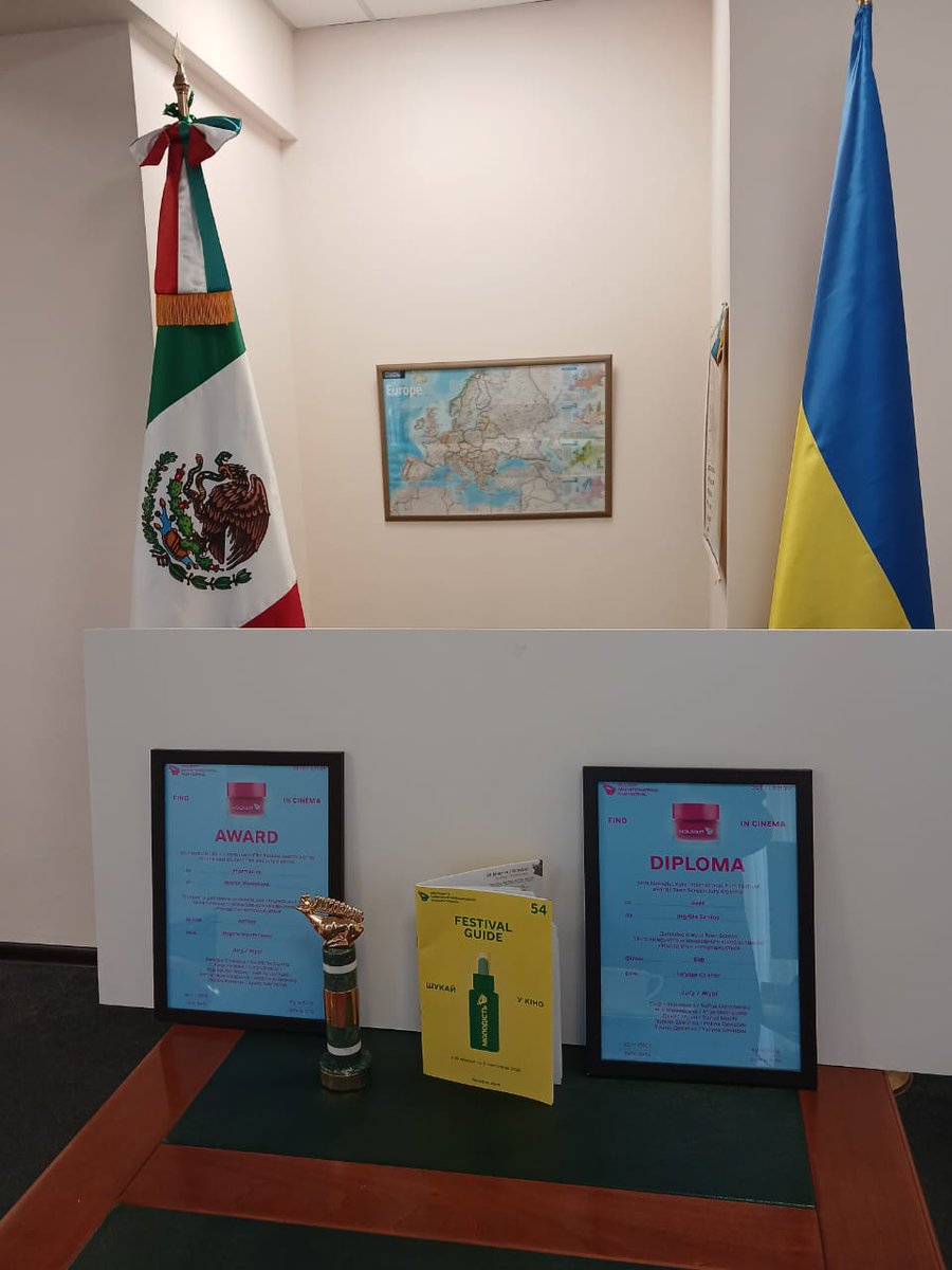 📌Este 1 de noviembre tres filmes mexicanos 🇲🇽 📽️ fueron galardonados durante el Festival Internacional de Cine “Molodist” de Kyiv 🎬: “Niñxs”, “Farmacias” y “Ruido”.
Felicidades! 👏🏻