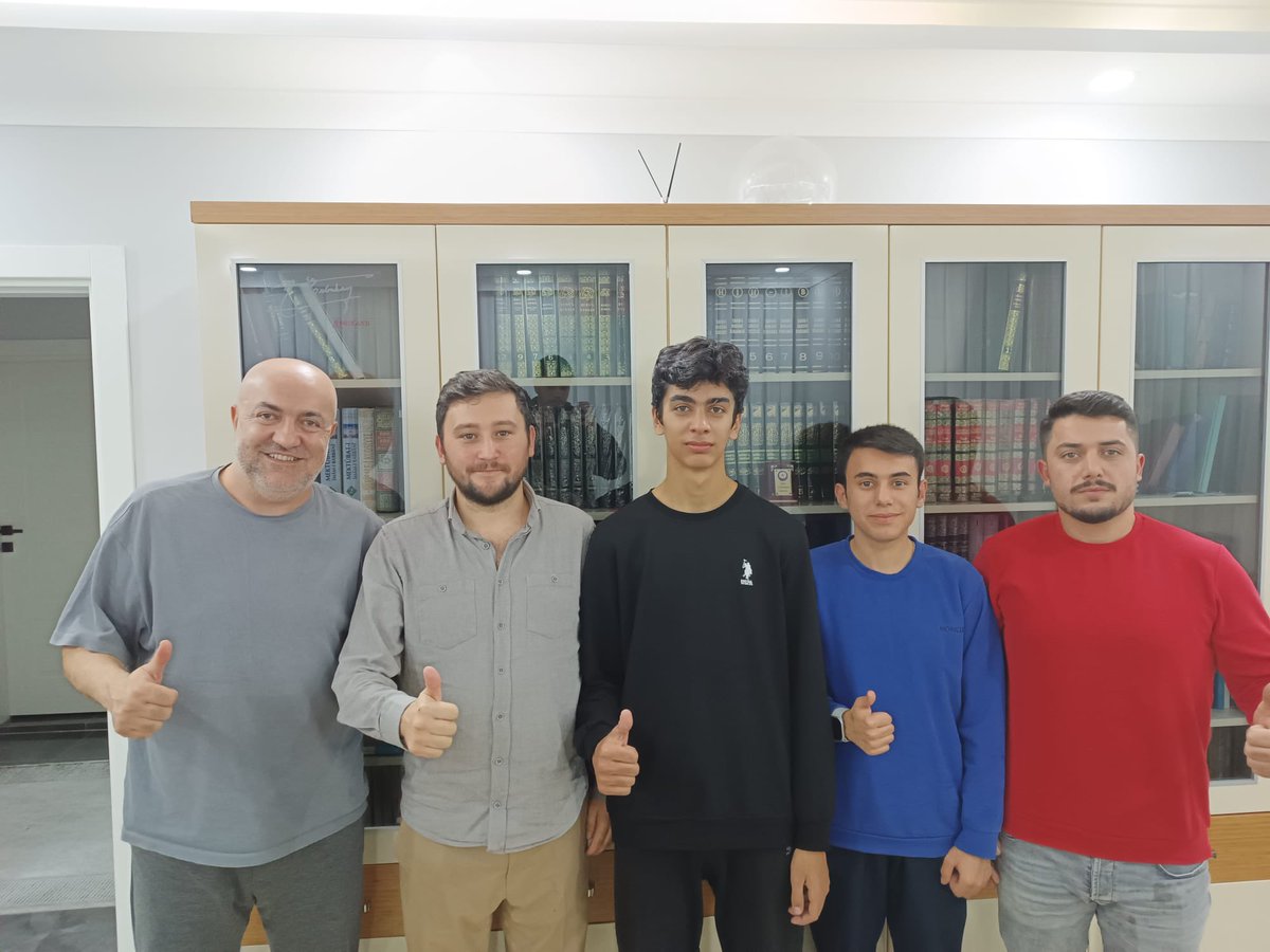 Arnavutköy Liseler Komisyonu Çalışmaları 

#HalkaHalkaYeniBirDünya 🌍

📍 Genç İstikbal Buluşması

📍 Kitap Tahlili  

📍 Okul Başkanları Toplantısı

📍 Veli Ziyareti