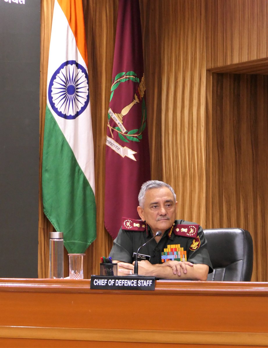 HQ_IDS_India's tweet image. General Anil Chauhan #CDS visited National Defence College #NDC and delivered an insightful talk on “Indian Armed Forces in the National Security Perspective and Vision for the Future.”

In his address,#CDS elucidated India’s comprehensive security outlook, underscoring the…