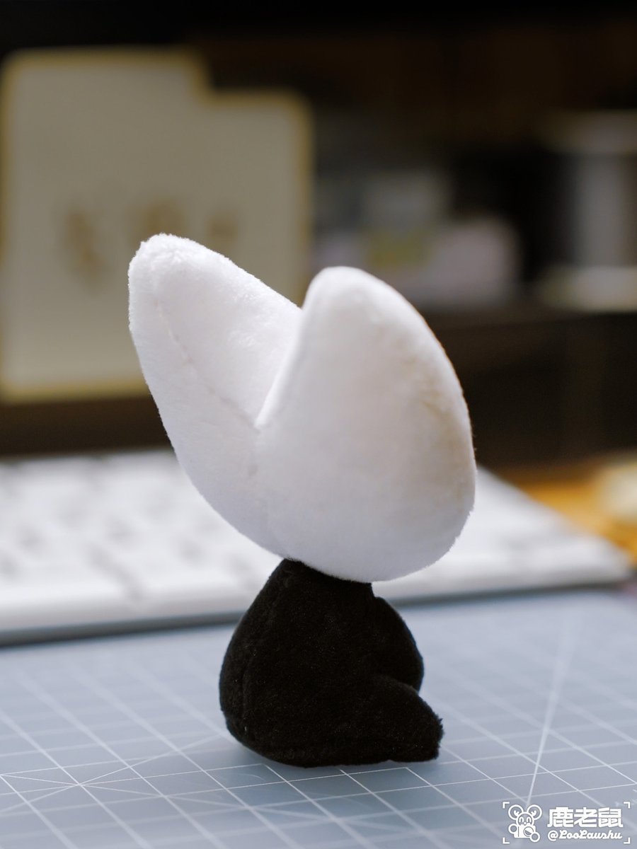 🧵🪡因为很喜欢这个浑圆的屁屁所以必须单独发一条
#Silksong #Hornet #plush