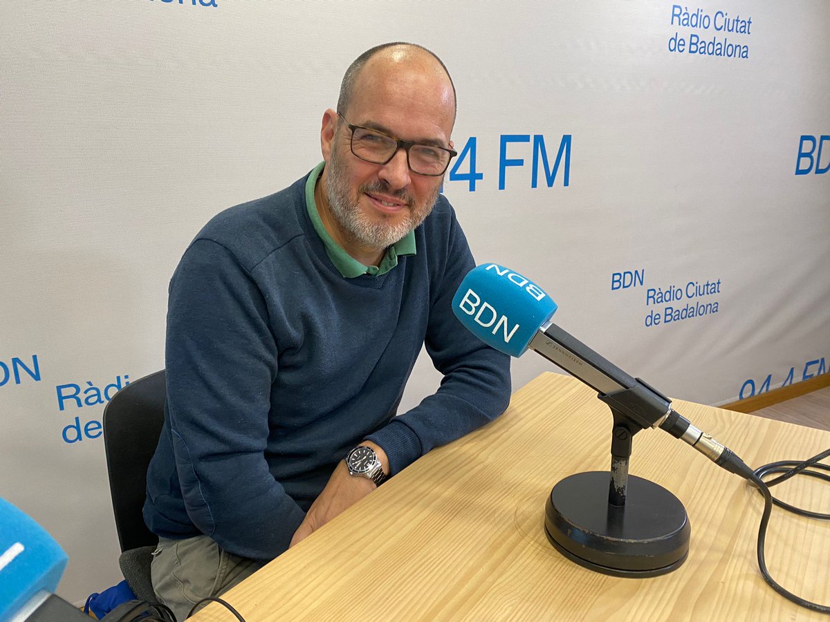 BadalonaMati's tweet photo. "Per poder instal·lar càmeres al carrer cal demostrar la idoneïtat per prevenir delictes"

Parlem amb Víctor Roselló, advocat especialista en protecció de dades, sobre les prop de 600 càmeres de videovigilància que el govern preveu instal·lar a #Badalona el 2026. @bdncom https://t.co/RQSoEmipW2