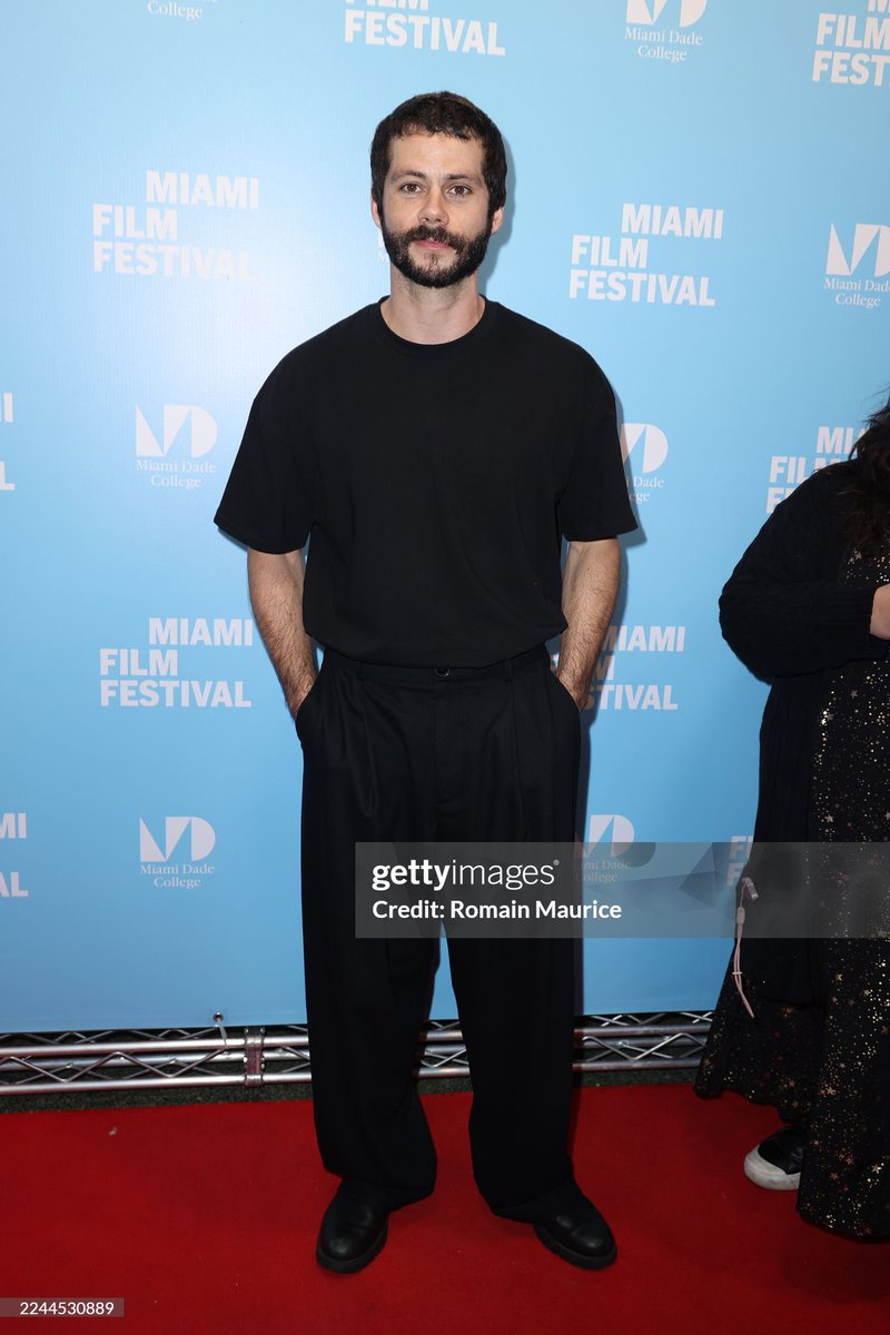 DylanOBrienPL's tweet image. Dylan O’Brien podczas premiery filmu „Twinless” na 12th Annual Miami Film Festival GEMS w Coral Gables, Floryda. [01.11]

📸 gettyimages.com/search/2/image…