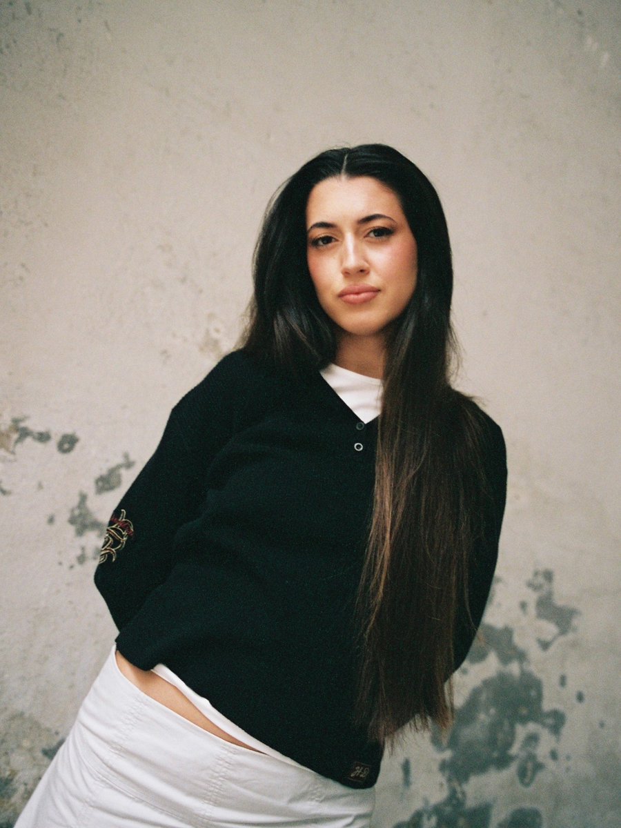 Entradas agotadas para la 2ª fecha en Burgos!! Muy emocionados con la acogida de estos dos conciertos, es una pasada ❤️

Y nos hace mucha ilusión contaros que <a href="/garaduran_/">Gara</a> será la artista invitada para el 28 de diciembre!

Nos vemos en naaaa!