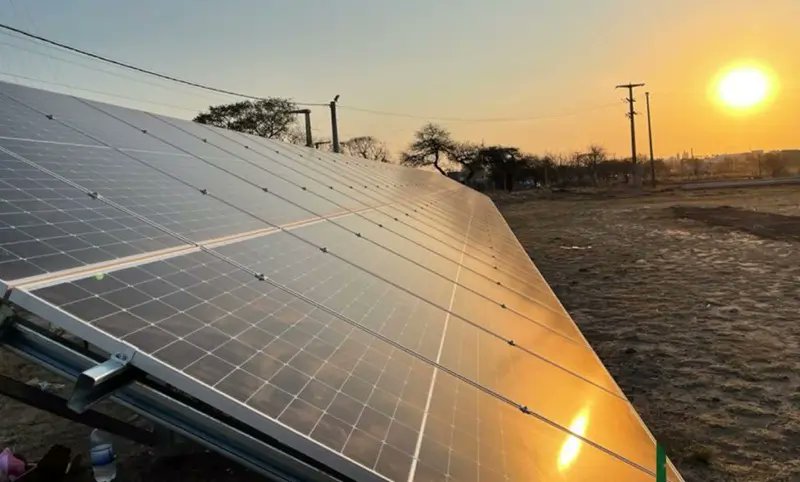 ansolnoticias's tweet photo. ⚡️#UCELCA impulsa la #TransiciónEnergética con la construcción de un parque solar en #Sampacho 🌞
El proyecto se levantará en un predio cedido por el municipio y refuerza el compromiso cooperativo con la #sostenibilidad y el desarrollo local.
➕ https://t.co/moUdv9ovIy
#ESS https://t.co/MjLhR1wdli
