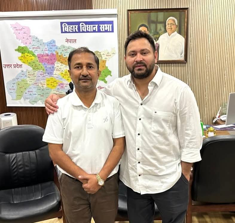 Danheldxrp's tweet photo. @RJDforIndia से अनुरोध है कि वो ज्यादा से अपने अतिपिछड़े, दलित और अखिलेश यादव जैसे नेताओं उस सीट पर उतारे और प्रचार करवाएं जहां से अतिपिछड़ा समाज के लोग को टिकट दिया गया है।
क्योंकि वो धनबल और बाहुबल में यादव और स्वर्ण कैंडिडेट के तुलना में कमजोर होते हैं।
@manojkjhadu https://t.co/iD3mlVMkSm