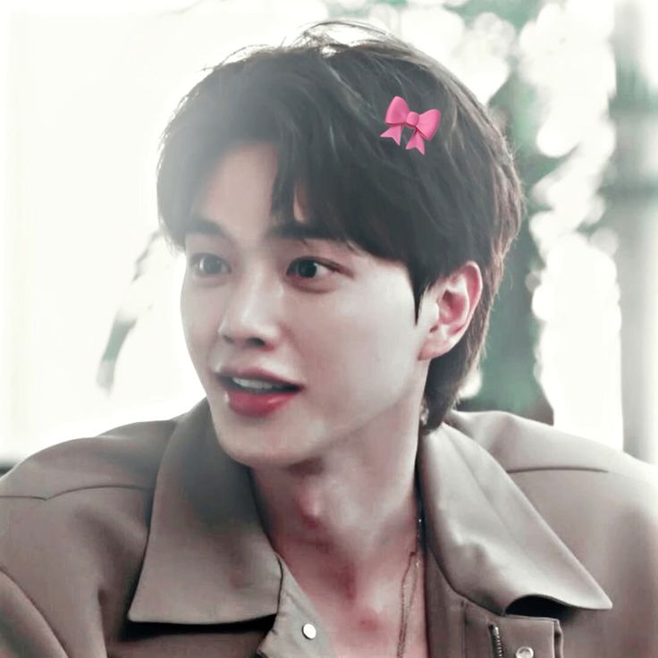 mypinkdestiny's tweet image. ──★ ˙🧷 ̟ !! hello, i&apos;m looking for my first moots 🫶🏻

⋆ ♡ idols of starlight, obey me, candy love, eldarya, moonlight lovers
⋆ ♡ pow, cravity, ald1, blackpink, song kang
⋆ ♡ anime, books, manga, webtoon (lookism lover)

♡/↻ to be moots 
{ #kpoptwt #promotwt #stantwt }