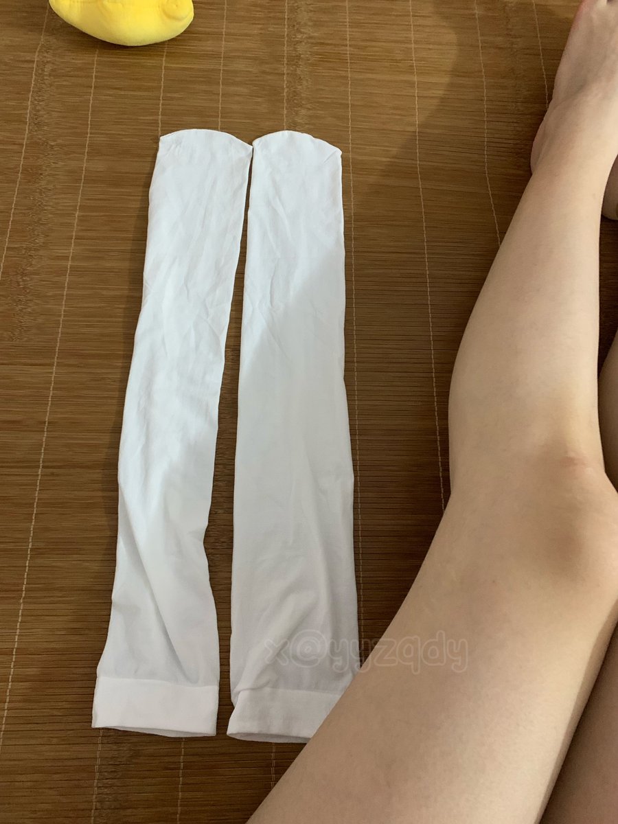 黄推福利内容 - 一叶知秋刀鱼的精彩图片 福利姬一叶知秋刀鱼分享的黄推图片1 - 网红私拍内容