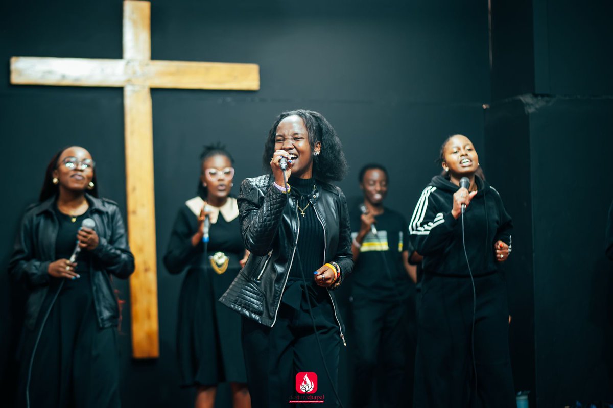 DestinyChapel04's tweet image. This is our worship scene. Moments captured from last Sunday as we lifted our voices and hearts to God. Every song, every smile, every raised hand tells a story of His goodness.

Praise and worship team

#destinychapel #SundayRecap #photooftheday #praiseandworship #photography